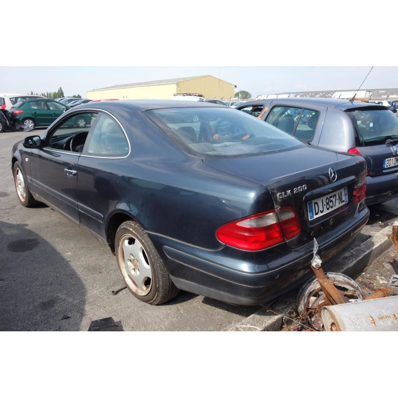 Malle/Hayon arriere MERCEDES CLASSE CLK 208 Photo n°7