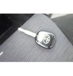 Capot TOYOTA COROLLA VERSO 1