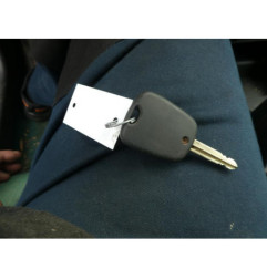 Serrure avant droit CITROEN BERLINGO 1