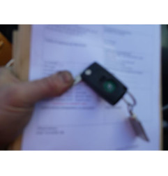 Serrure avant droit PEUGEOT 308 1