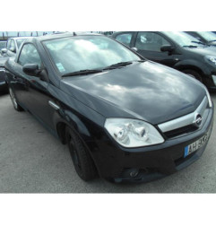 Aile avant droit OPEL TIGRA 2