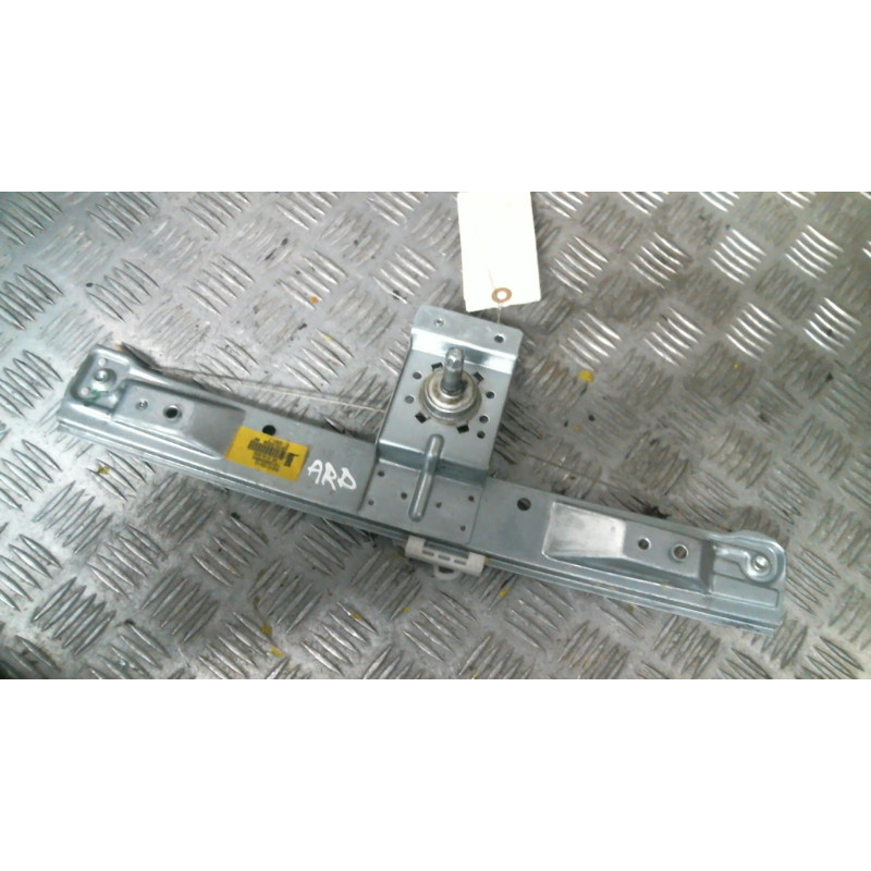 Leve vitre mecanique arriere droit OPEL CORSA D Photo n°2