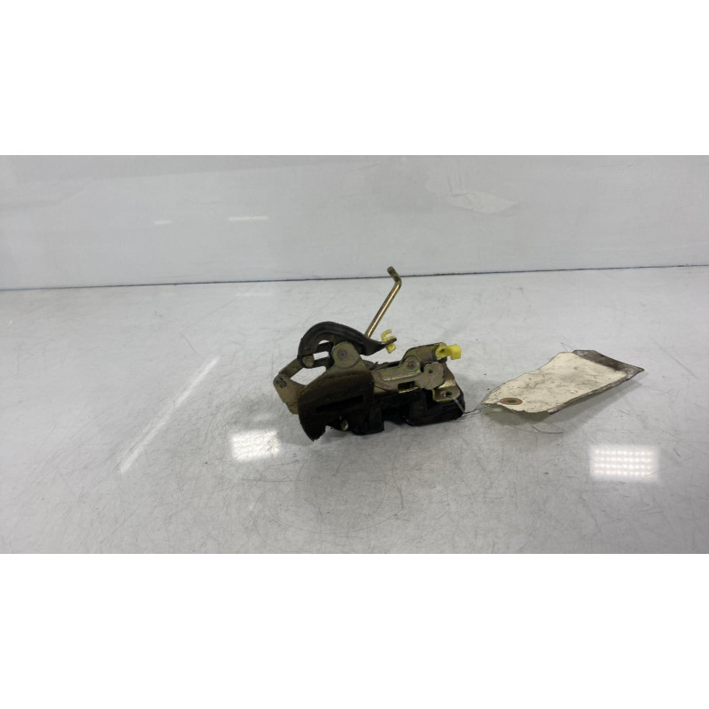 Serrure arriere droit HYUNDAI GALLOPER Photo n°2