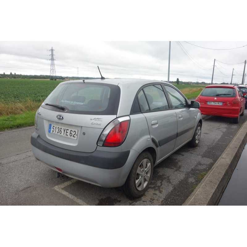 Autoradio d'origine KIA RIO 2 Photo n°11