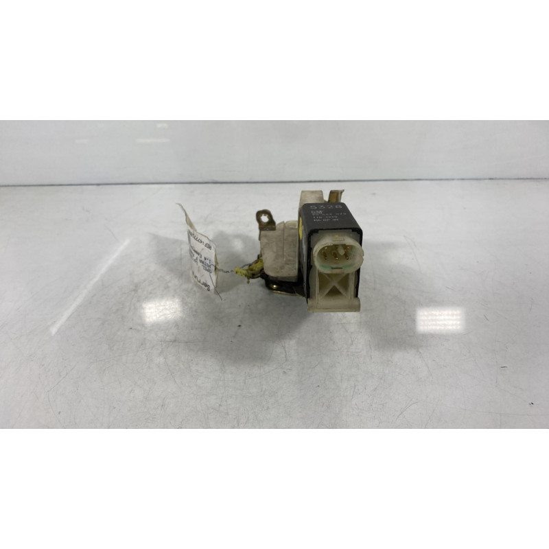 Serrure avant droit OPEL ASTRA F Photo n°1