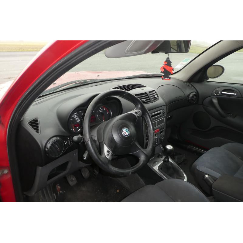 Pare choc arriere ALFA ROMEO 147 Photo n°7