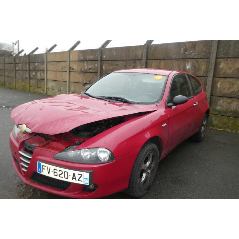 Pare choc arriere ALFA ROMEO 147 Photo n°9