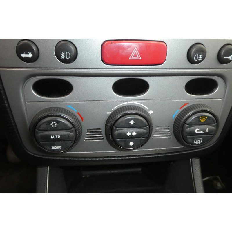 Pare choc arriere ALFA ROMEO 147 Photo n°13