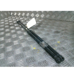 Verin de coffre OPEL CORSA D Photo n°1