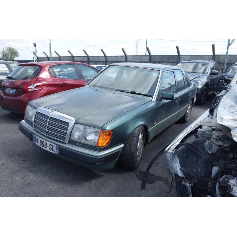 Porte avant droit MERCEDES 300 W124 Photo n°3