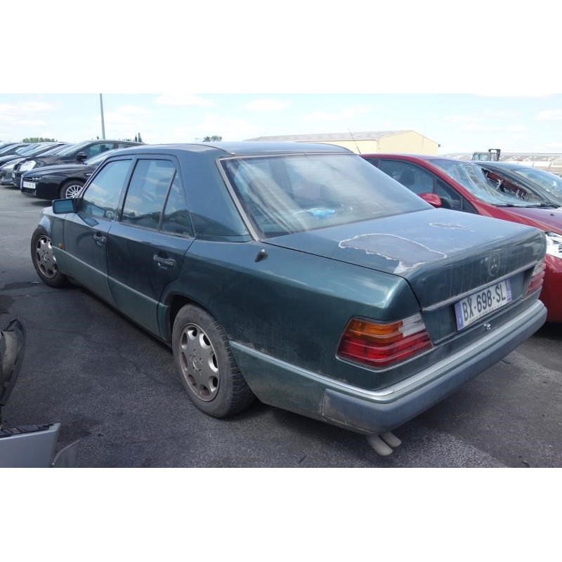 Porte avant droit MERCEDES 300 W124 Photo n°6
