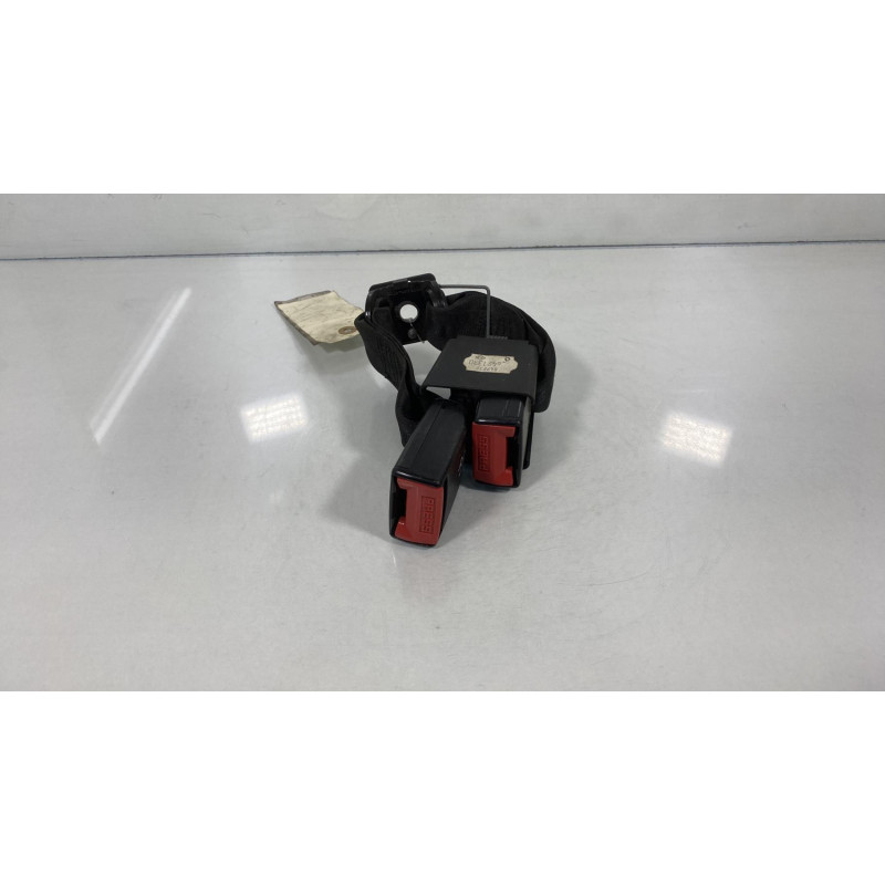 Attache ceinture arriere gauche RENAULT MEGANE 1 Photo n°1