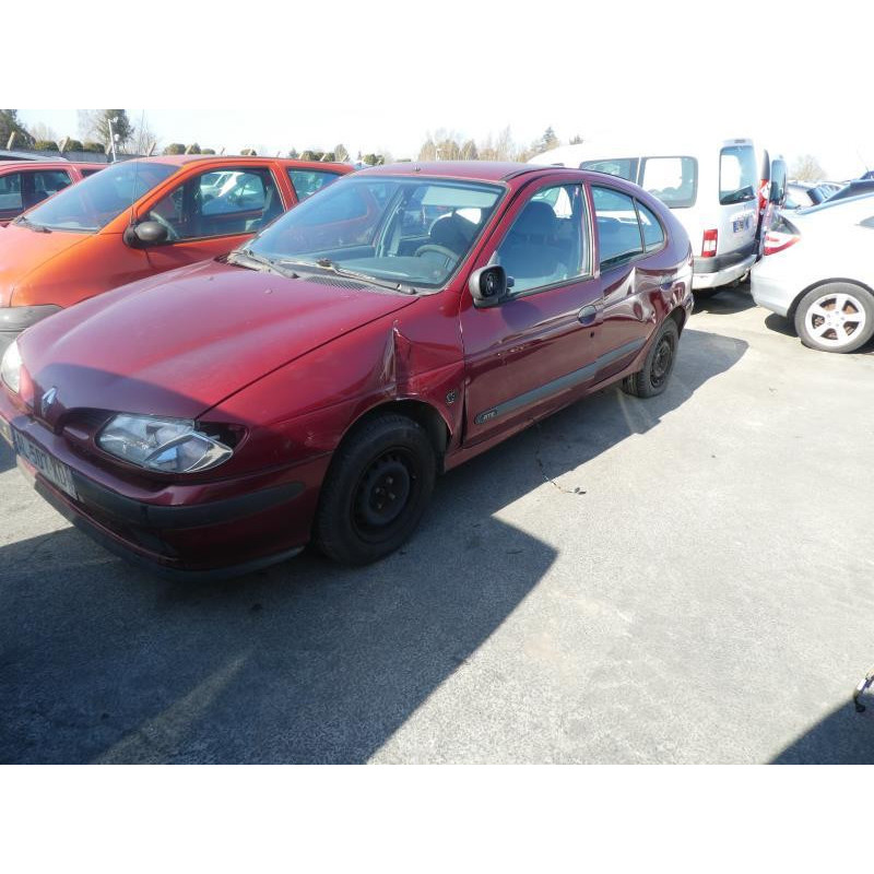 Ceinture avant droit RENAULT MEGANE 1 Photo n°12