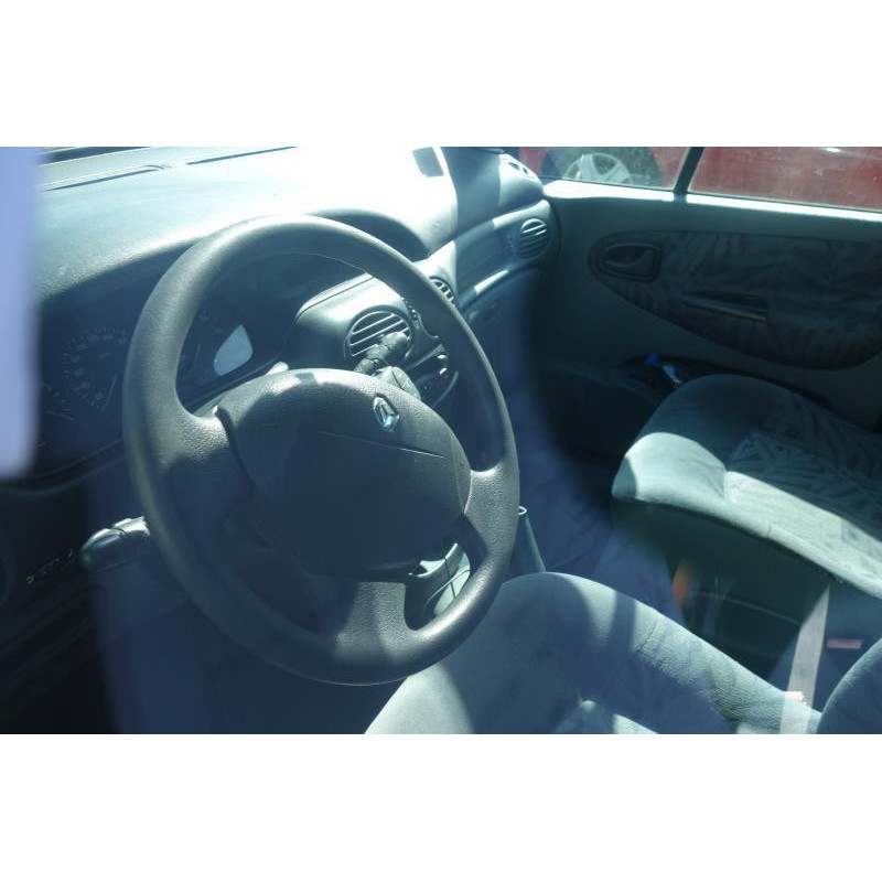 Capot RENAULT SCENIC 1 Photo n°6
