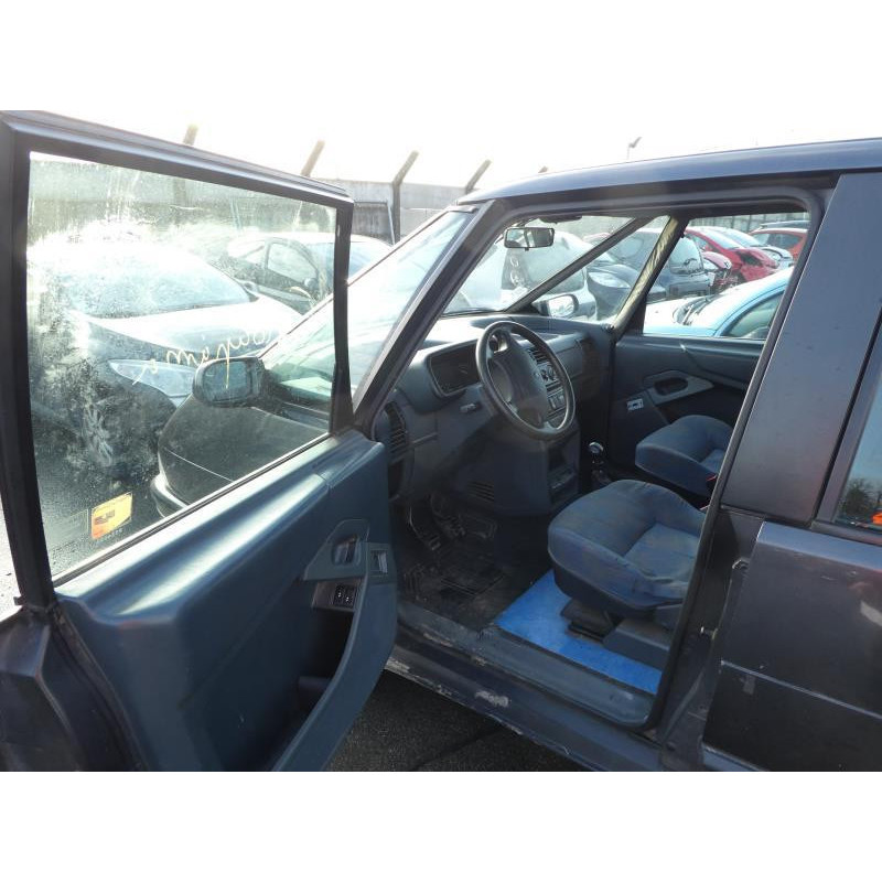 Optique avant secondaire gauche (feux)(clignotant) RENAULT ESPACE 2 Photo n°12