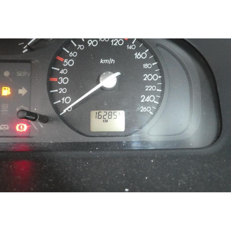 Capot RENAULT LAGUNA 2 Photo n°7