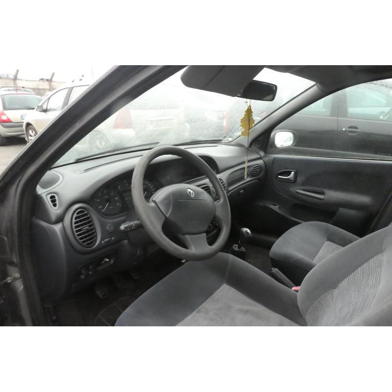 Plage arriere RENAULT MEGANE 1 Photo n°8