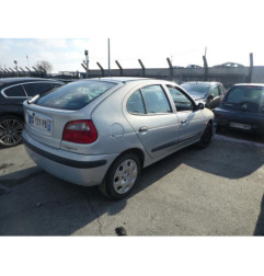 Plage arriere RENAULT MEGANE 1