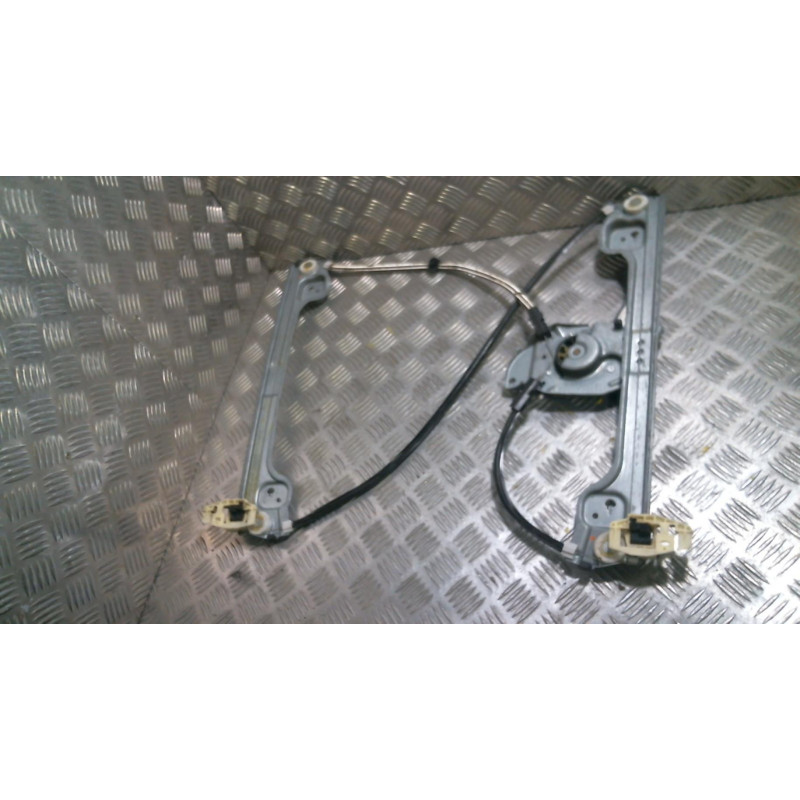 Leve vitre electrique avant droit PEUGEOT 1007 Photo n°2