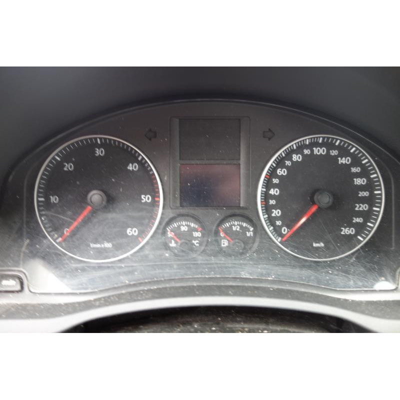 Feu arriere secondaire gauche (feux) VOLKSWAGEN GOLF 5 Photo n°6