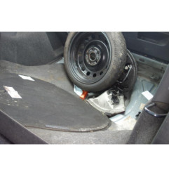 Feu arriere secondaire gauche (feux) VOLKSWAGEN GOLF 5