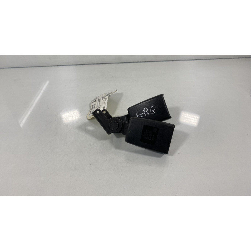 Attache ceinture arriere gauche OPEL ASTRA J SPORTS Photo n°2