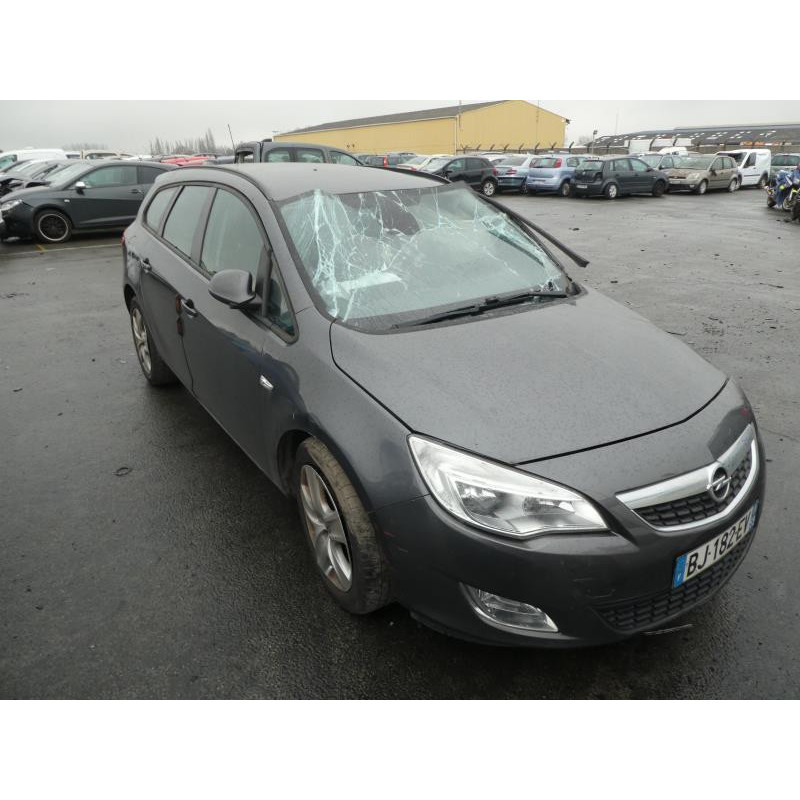 Ceinture arriere gauche OPEL ASTRA J SPORTS Photo n°4