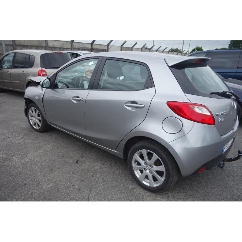 Malle/Hayon arriere MAZDA 2 2 Photo n°5