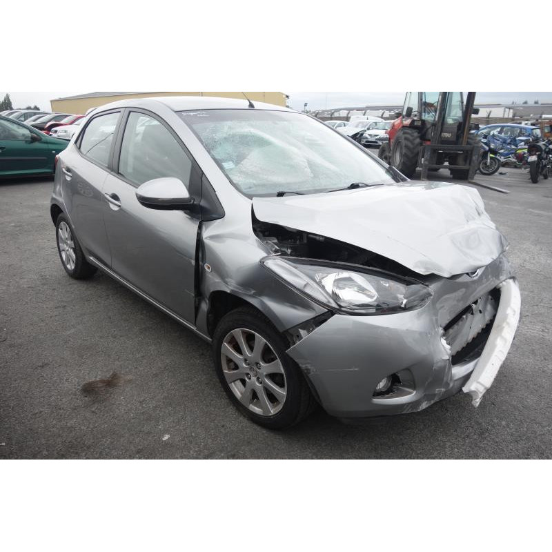 Malle/Hayon arriere MAZDA 2 2 Photo n°15