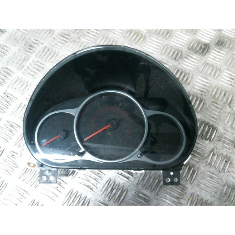 Compteur MAZDA 2 2 Photo n°1