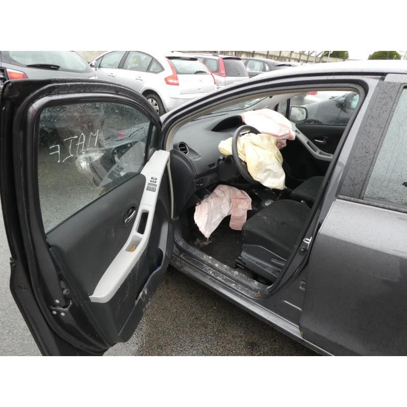 Compteur TOYOTA YARIS 2 Photo n°6