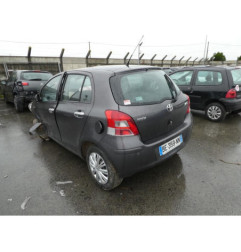 Serrure avant gauche TOYOTA YARIS 2