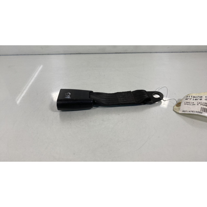 Attache ceinture arriere droit LANCIA YPSILON 4 Photo n°2