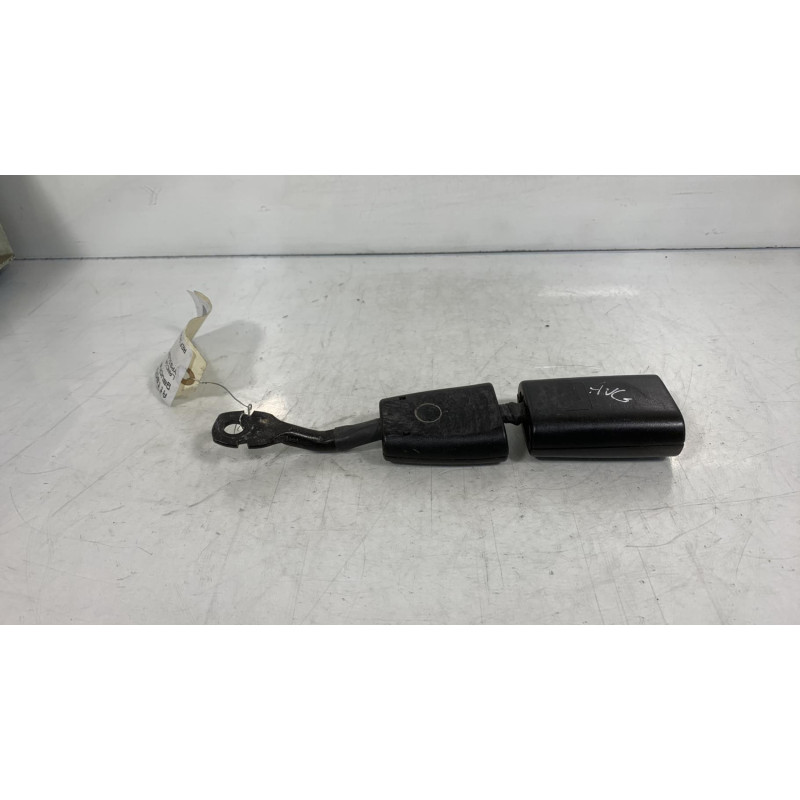 Attache ceinture avant gauche LANCIA YPSILON 4 Photo n°2
