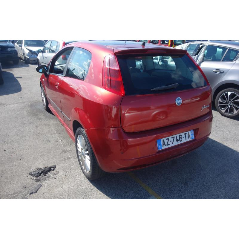Porte avant droit FIAT GRANDE PUNTO Photo n°11