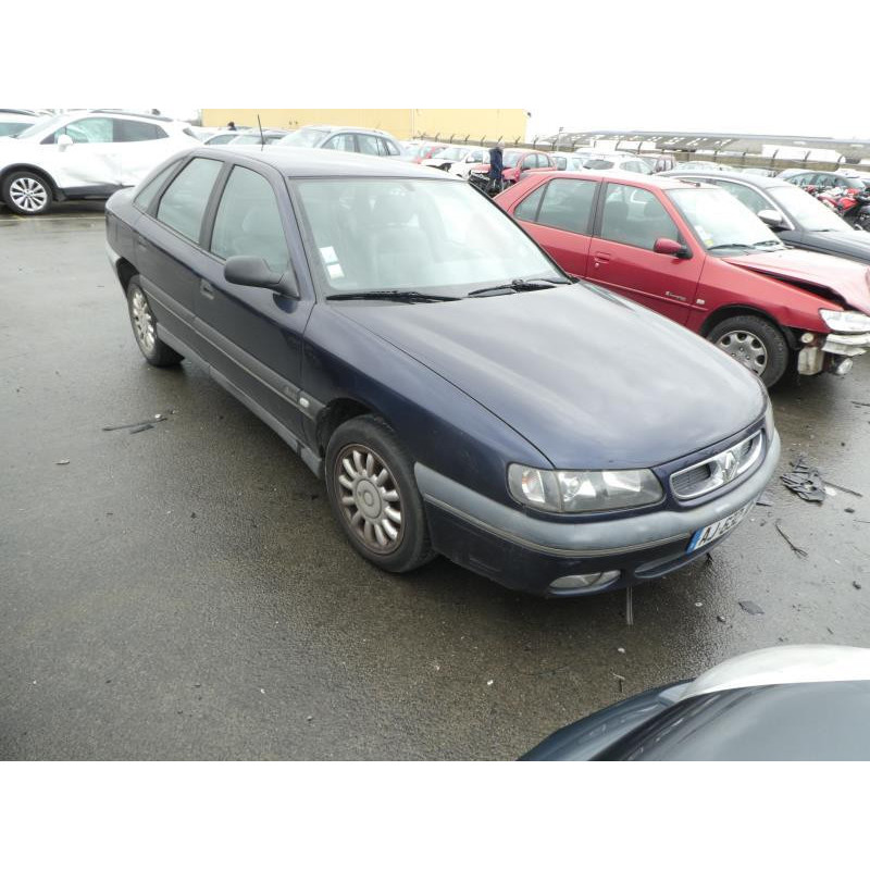 Porte avant droit RENAULT SAFRANE Photo n°9