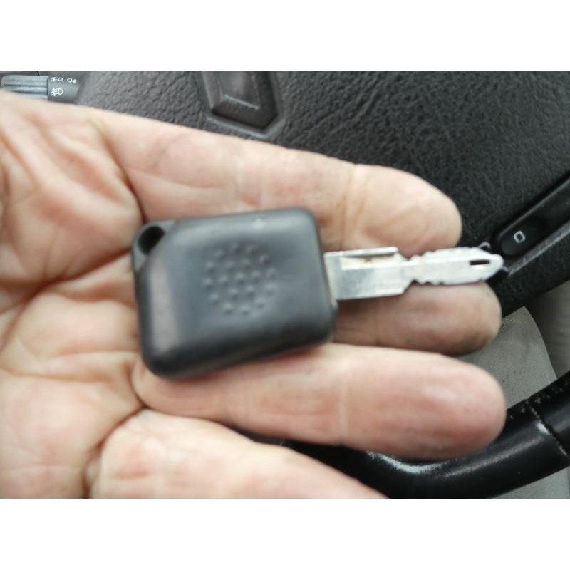 Porte avant droit RENAULT SAFRANE Photo n°10