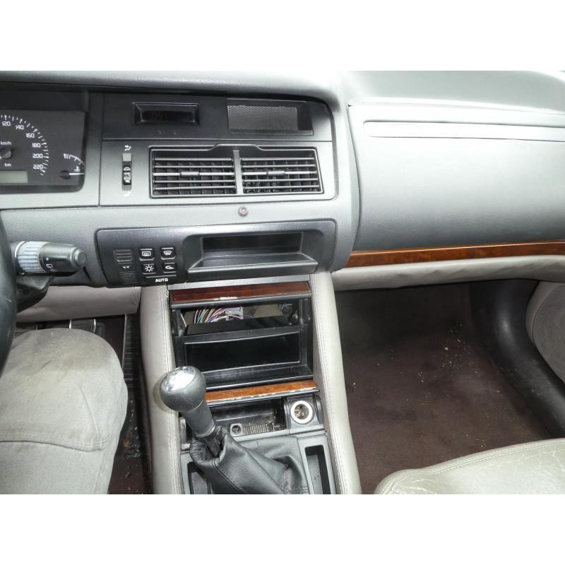 Porte avant droit RENAULT SAFRANE Photo n°11