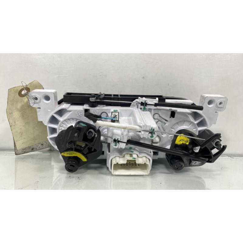 Commande chauffage DACIA SANDERO 2 Photo n°3
