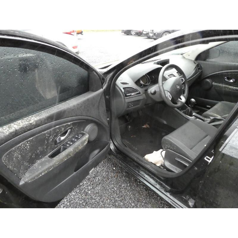 Verin de coffre RENAULT MEGANE 3 Photo n°12