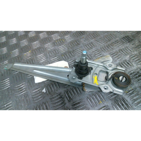 Leve vitre electrique arriere droit SUZUKI SPLASH Photo n°1