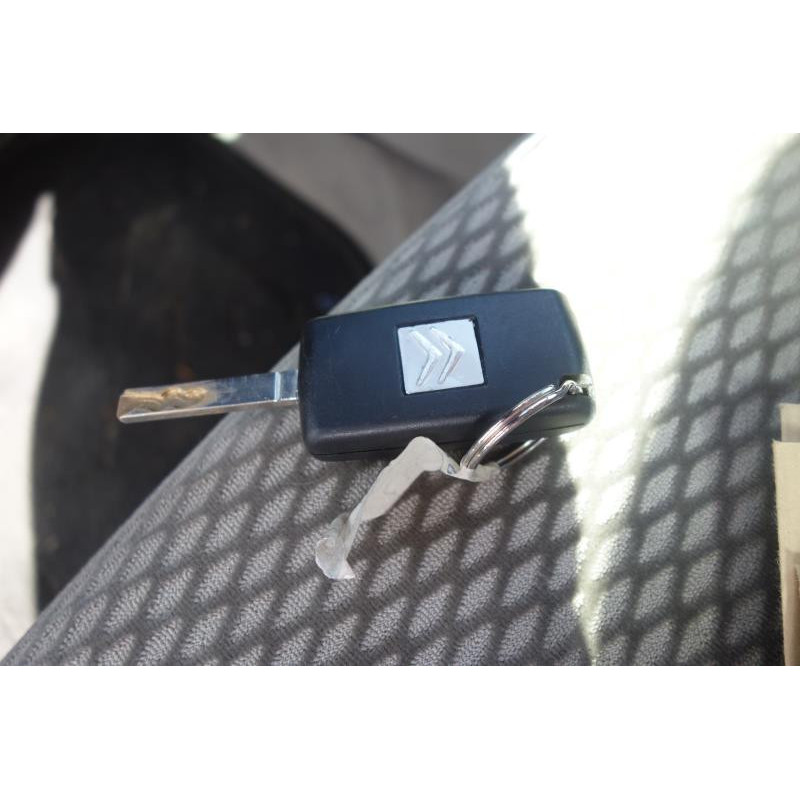 Malle/Hayon arriere CITROEN C4 1 Photo n°18