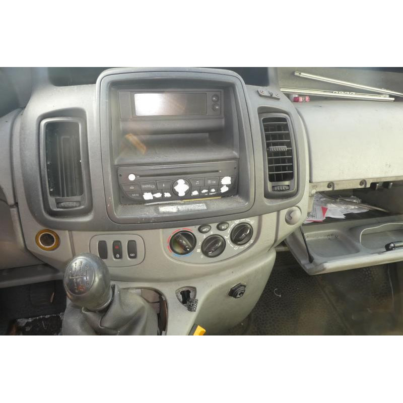 Poignee porte avant droit RENAULT TRAFIC 2 Photo n°9