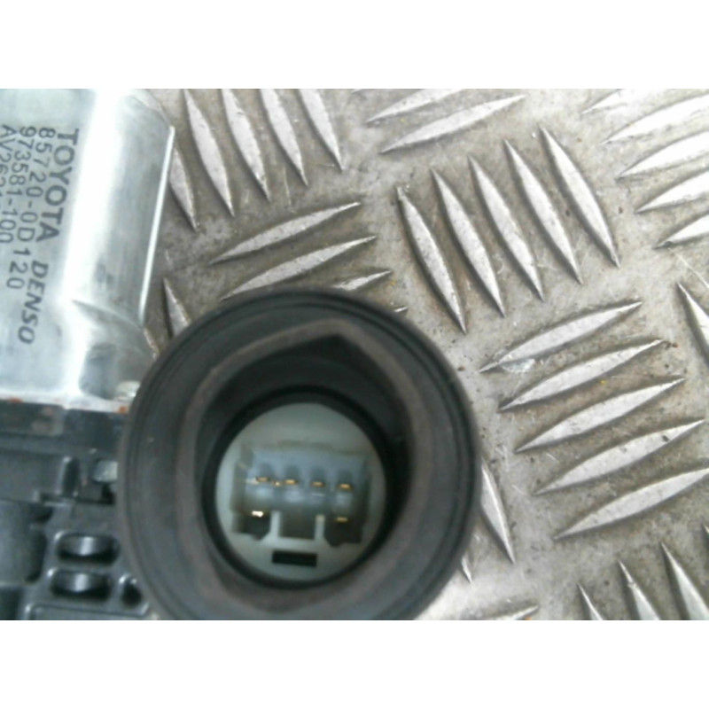 Leve vitre electrique arriere droit TOYOTA AURIS 1 Photo n°2