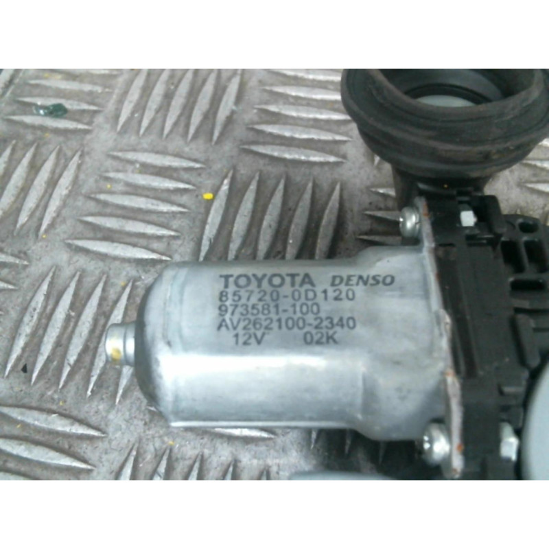 Leve vitre electrique arriere droit TOYOTA AURIS 1 Photo n°3