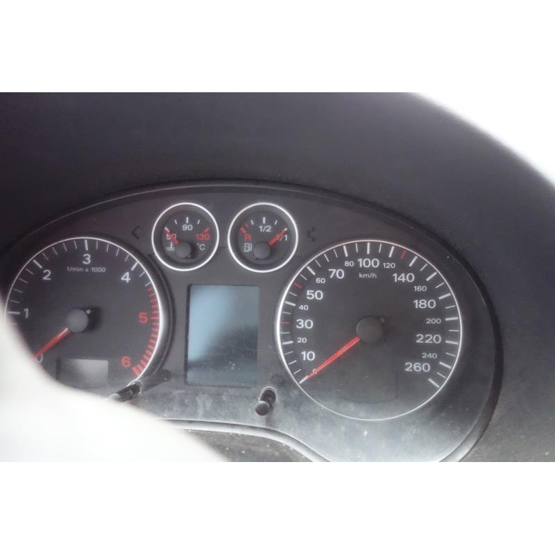 Trappe d'essence AUDI A3 2 Photo n°12