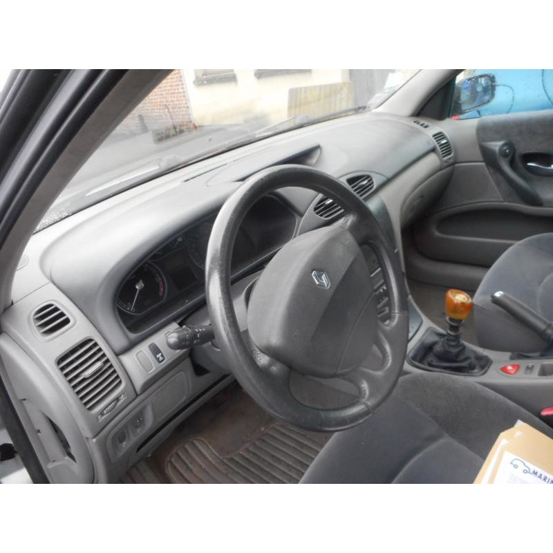Aile avant gauche RENAULT LAGUNA 2 Photo n°6