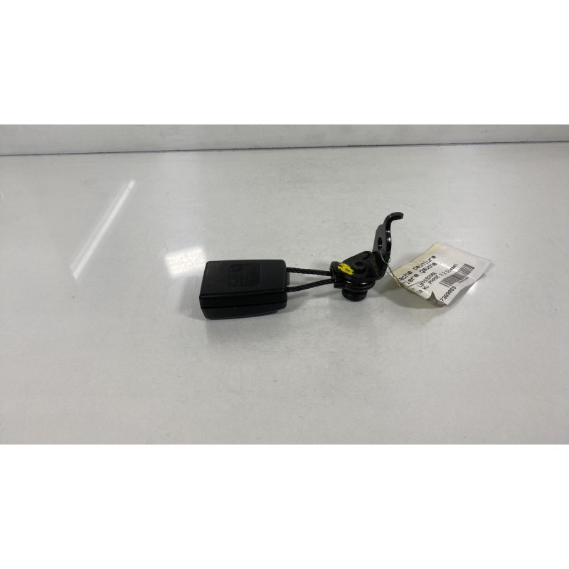 Attache ceinture arriere gauche SEAT ALTEA Photo n°1