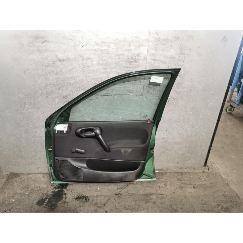 Porte avant droit OPEL CORSA B Photo n°2