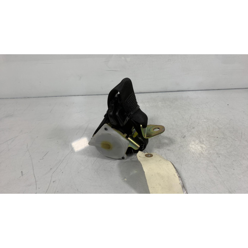 Ceinture arriere droit OPEL CORSA B Photo n°1
